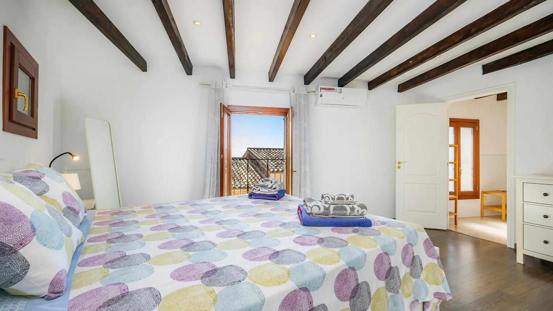 Apartman Duplex Can Roses Moscari